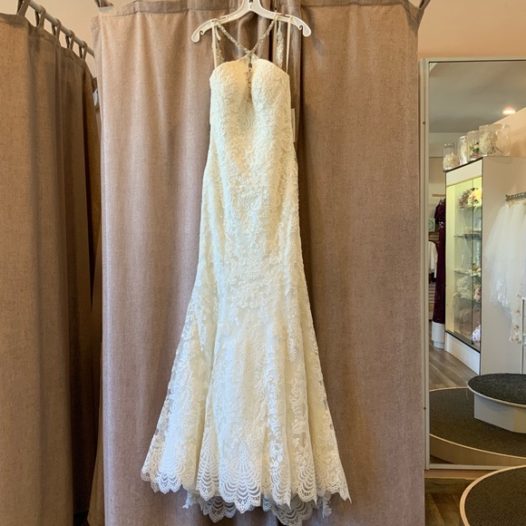 NWT Lace Wedding Dress by Kitty Chen - Picture 3 of 7